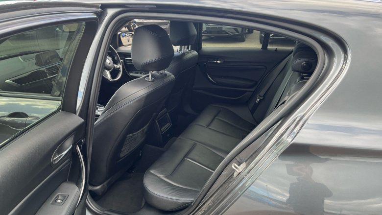 BMW 1 Series 118i [1.5] M Sport Shadow Edition 5dr Petrol Hatchback